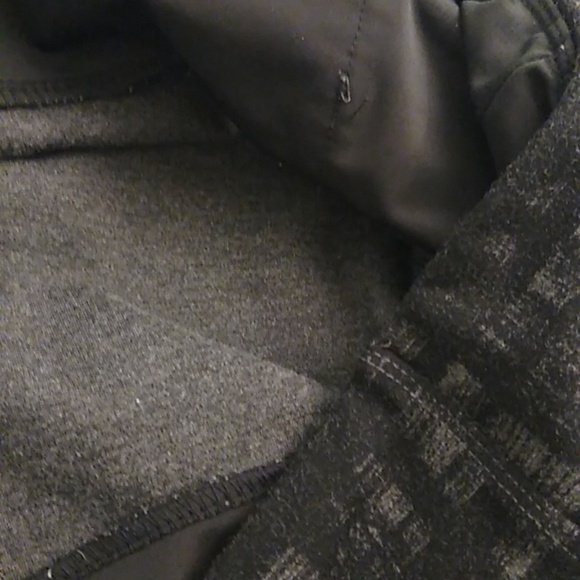 LYSSE' GREY & BLACK LEGGINGS - Picture 5 of 8